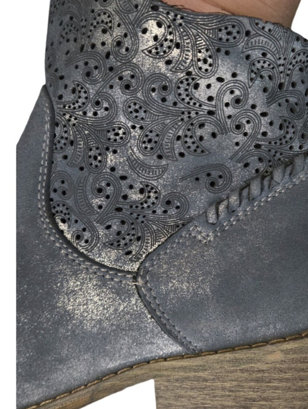 Boutique 9 Blue Suede Laser-Cut Ankle Boots Shiny Festival Zipper Cutouts 8 - Picture 11 of 12